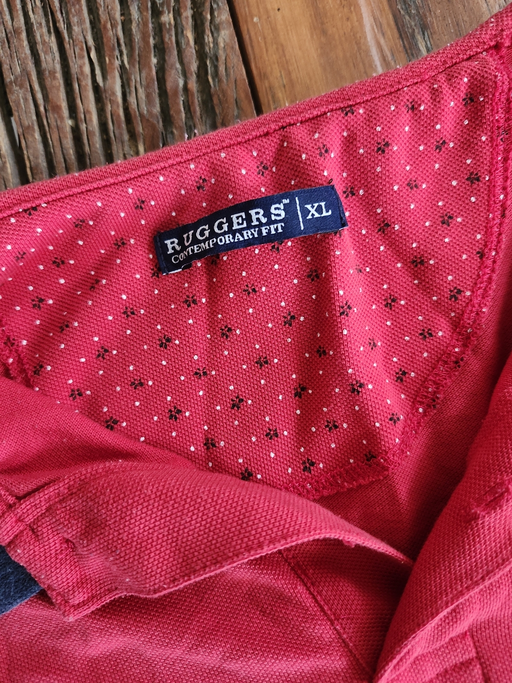 Kid's Red Polo Shirt with Contrast Collar - Indian Sizing - Picture 3 of 9